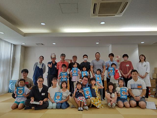 主催者と参加者親子全員で撮影した集合写真
