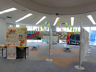 令和7年6月に開催された、男女共同参画週間パネル展の入り口の写真