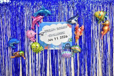 海の生き物のバルーンで飾り付けられたフォトブース