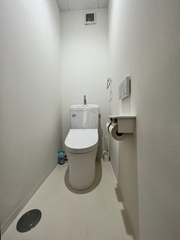 洋式タイプのシャワートイレの写真